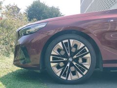 BMW 5 Series 530Li Luxury M Sport Package - ფოტო 10