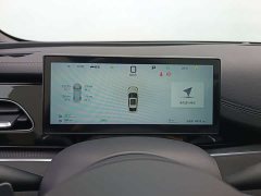 BYD Dolphin 06 DM-i Smart Drive 120KM Premium Edition - ფოტო 11