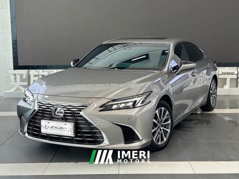 2025 Lexus ES 300h Premium Edition - ავტომობილი ჩინეთიდან