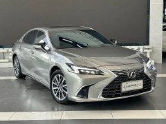Lexus ES 300h Premium Edition - ფოტო 3