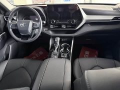 Toyota Highlander 2022 380T AWD Premium 7-Seater - ფოტო 15