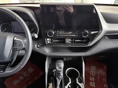 Toyota Highlander 2022 380T AWD Premium 7-Seater - ფოტო 17