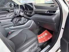 Toyota Highlander 2022 380T AWD Premium 7-Seater - ფოტო 19