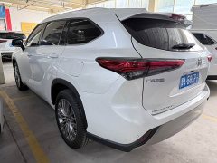 Toyota Highlander 2022 380T AWD Premium 7-Seater - ფოტო 20