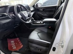 Toyota Highlander 2022 380T AWD Premium 7-Seater - ფოტო 8