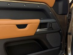 Land Rover Defender 110 P400 X - ფოტო 7