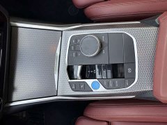 BMW i3 2023 eDrive 40 L Midnight Edition Package - ფოტო 10