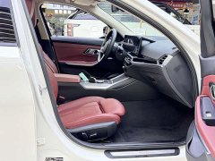 BMW i3 2023 eDrive 40 L Midnight Edition Package - ფოტო 15