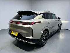 Lynk & Co Geely Lynk & Co 08 EM-P 120km Extended Range Plus - ფოტო 2