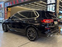 BMW X5 xDrive 40Li M Sport Package - ფოტო 4