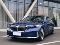 BMW 5 Series 530Li Luxury Edition Premium Package - ფოტო 1