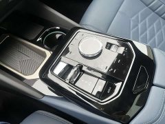 BMW 5 Series 530Li Luxury Edition Premium Package - ფოტო 17