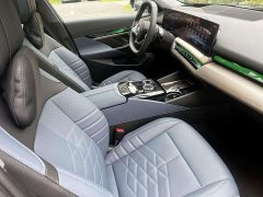 BMW 5 Series 530Li Luxury Edition Premium Package - ფოტო 19
