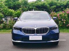BMW 5 Series 530Li Luxury Edition Premium Package - ფოტო 2