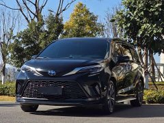 Toyota Grevias 2.5L Hybrid Premium VIP Edition - ფოტო 1