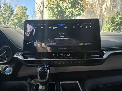 Toyota Grevias 2.5L Hybrid Premium VIP Edition - ფოტო 17