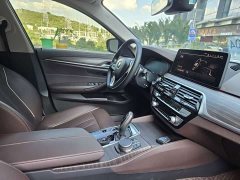 BMW 5 Series 530Li Premier Luxury Package - ფოტო 11