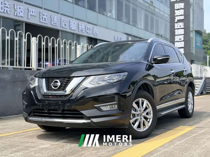 Nissan Qashqai Classic 2.0L FWD Smart Connect Premium Edition