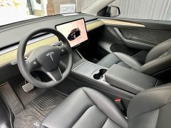 Tesla Model Y 2022 Facelift Rear-Wheel Drive - ფოტო 4