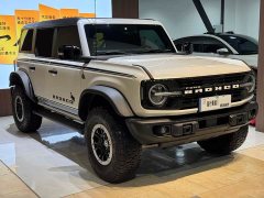 Ford Mustang 2.3T Dark Diamond Off-Road Edition - ფოტო 3