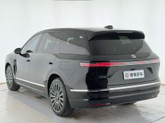NIO ES8 2026 Six-Seat Executive Luxury Edition - ფოტო 14