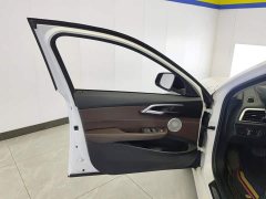BMW 1 Series Facelift 120i M Sport Night Edition - ფოტო 7