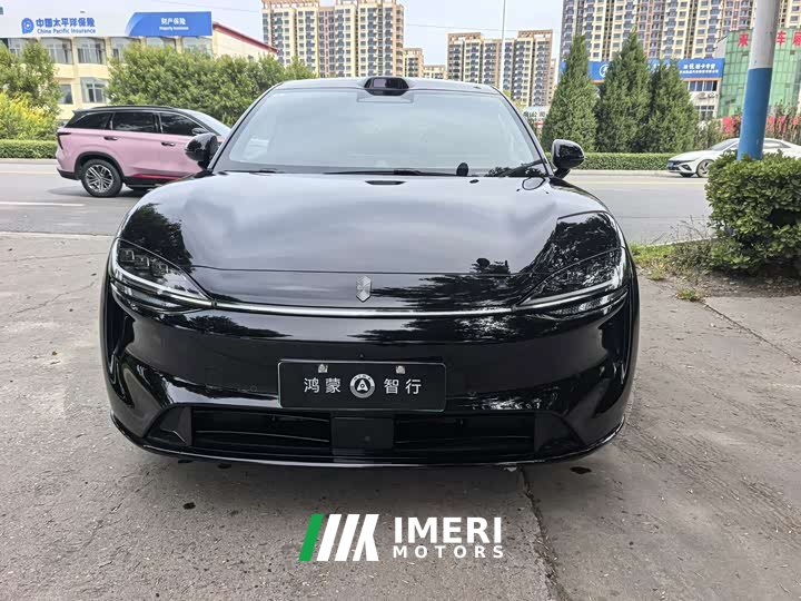 Luxeed Zhiji R7 2026 Extended Range Ultra (192-channel LiDAR) - ავტომობილი ჩინეთიდან