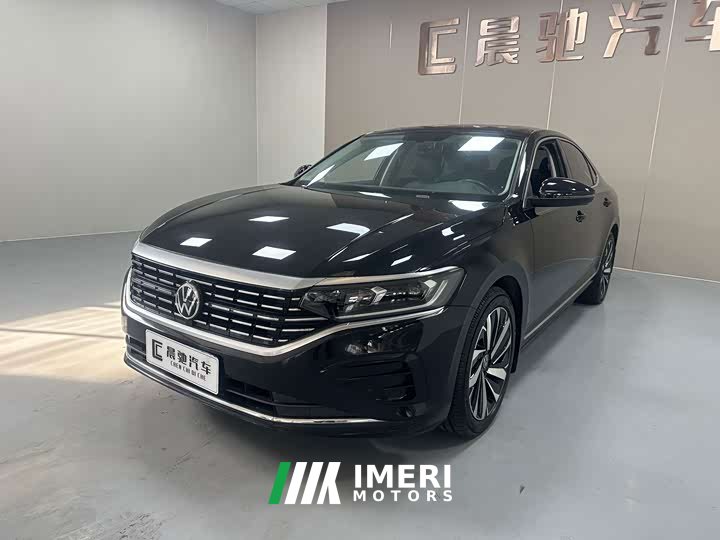 Volkswagen Passat 330TSI Elite - ავტომობილი ჩინეთიდან