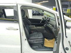 Honda Odyssey 2022 2.0L e:HEV Sharp Radiance Edition - ფოტო 8