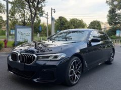 BMW 5 Series 530Li Luxury M Sport Package - ფოტო 1