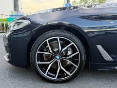 BMW 5 Series 530Li Luxury M Sport Package - ფოტო 3