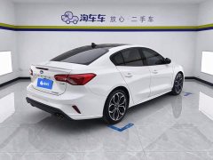 Ford Focus 2021 Sedan EcoBoost 180 Automatic ST Line - ფოტო 3