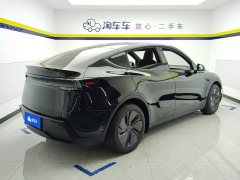 Tesla Model Y Rear-Wheel Drive - ფოტო 3