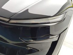 Tesla Model Y Rear-Wheel Drive - ფოტო 5