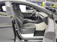 Tesla Model Y Rear-Wheel Drive - ფოტო 8