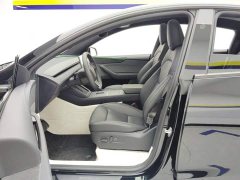 Tesla Model Y Rear-Wheel Drive - ფოტო 9