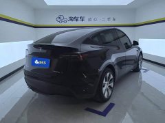 Tesla Model Y Rear-Wheel Drive - ფოტო 3
