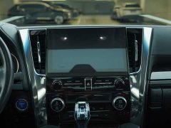 Toyota Vellfire Crown Hybrid 2.5L HV Luxury Edition - ფოტო 18
