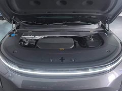 Li Auto L6 Pro Smart Refresh Edition - ფოტო 10