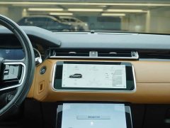 Land Rover Range Rover Velar 250PS Gloss Black Collector's Edition - ფოტო 17