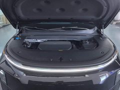 Li Auto L6 Pro Smart Refresh Edition - ფოტო 10