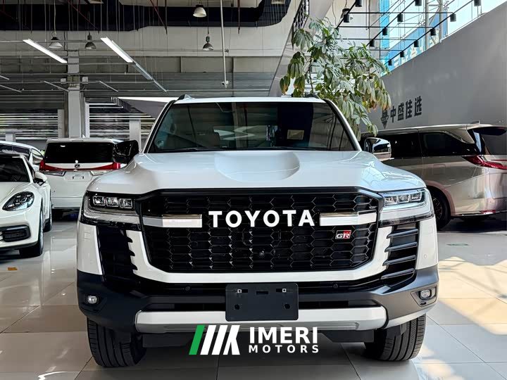 Toyota Land Cruiser (Imported) LC300 3.5T Automatic - ავტომობილი ჩინეთიდან
