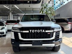 Toyota Land Cruiser (Imported) LC300 3.5T Automatic - ფოტო 1