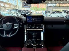 Toyota Land Cruiser (Imported) LC300 3.5T Automatic - ფოტო 16