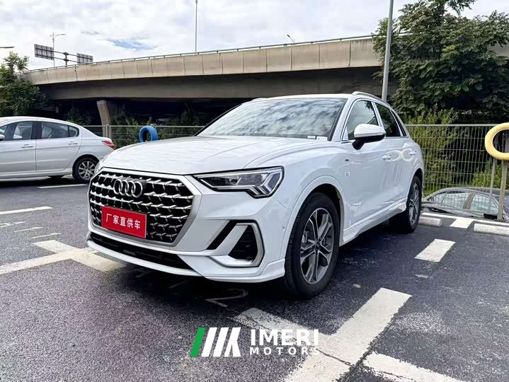 Audi Q3 45th Anniversary Edition 40TFSI Sport Dynamic