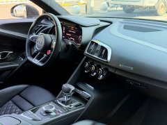 Audi R8 V10 Coupe Performance - ფოტო 7