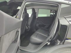Tesla Model Y Standard Range RWD - ფოტო 11