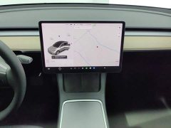 Tesla Model Y Standard Range RWD - ფოტო 13