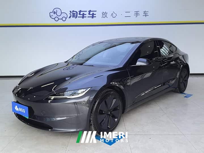 Tesla Model 3 Rear-Wheel Drive