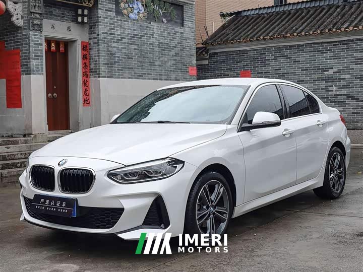 BMW 1 Series 120i M Sport - ავტომობილი ჩინეთიდან